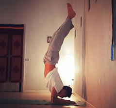 Raja Mayurasana