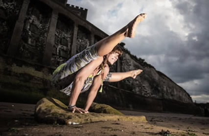 Tittibhasana Yoga Pose